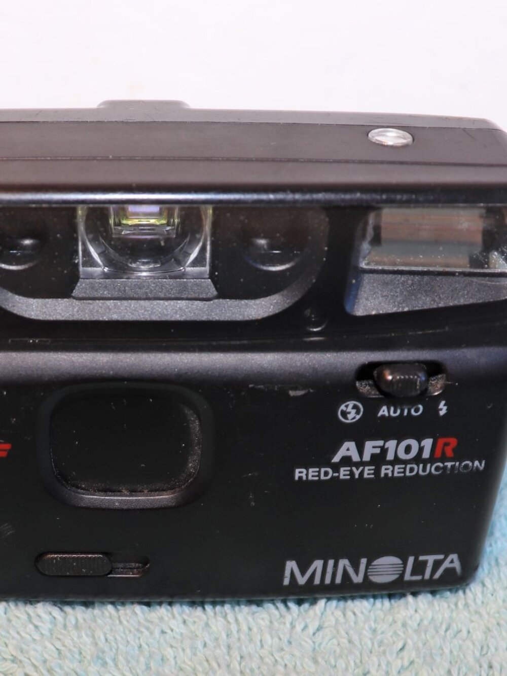 Minolta AF101R 35mm Point & Shoot Film Camera VTG Tested / Works